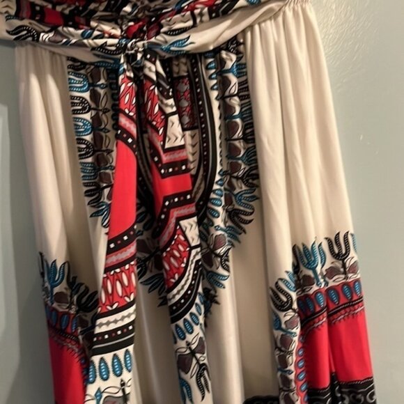 Knee length dress​​​ - Picture 4 of 6